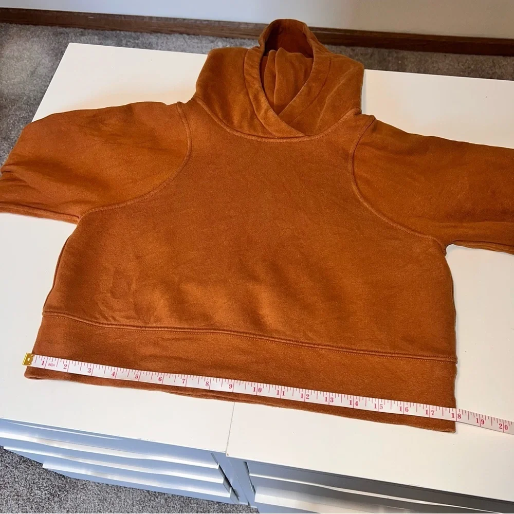 Lululemon Loungeful Cropped Hoodie Size 4